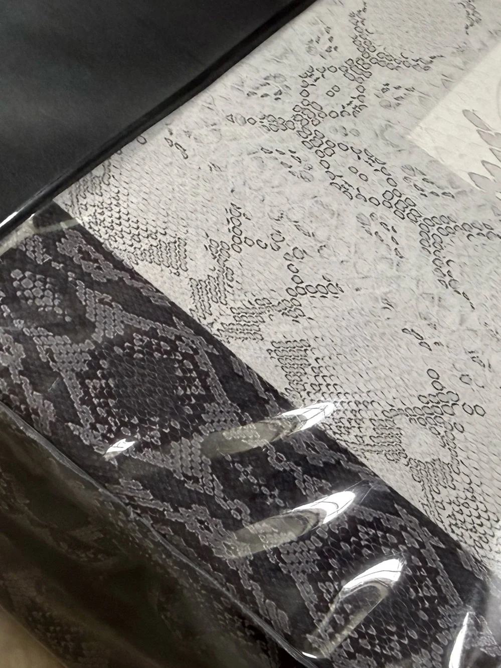 Roberto Cavalli Home Snakeskin Print Signed Queen Duvet Cover 2 Shams Set